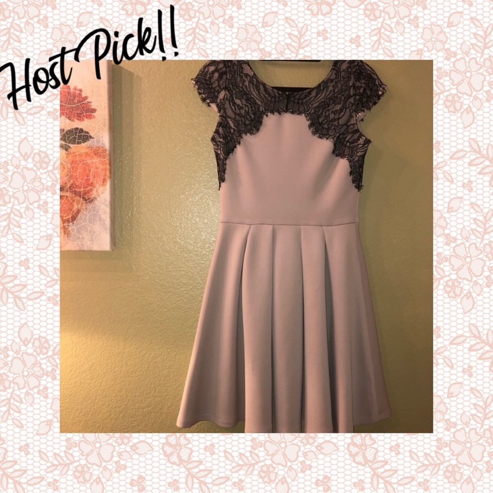 HP - Betsey Johnson Dress - Picture 7 of 7